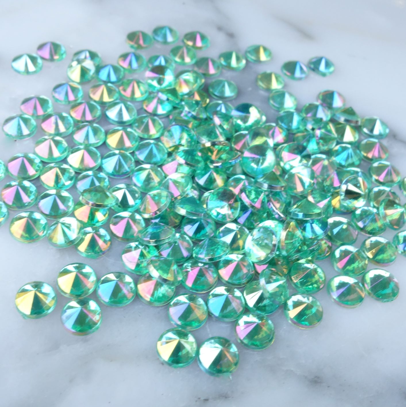 4mm Light Green AB Pointed Round-100pcs - Happy Place Bling